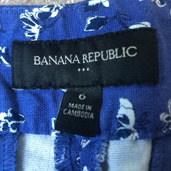 Banana Republic Blue Shorts - Picture 6 of 6